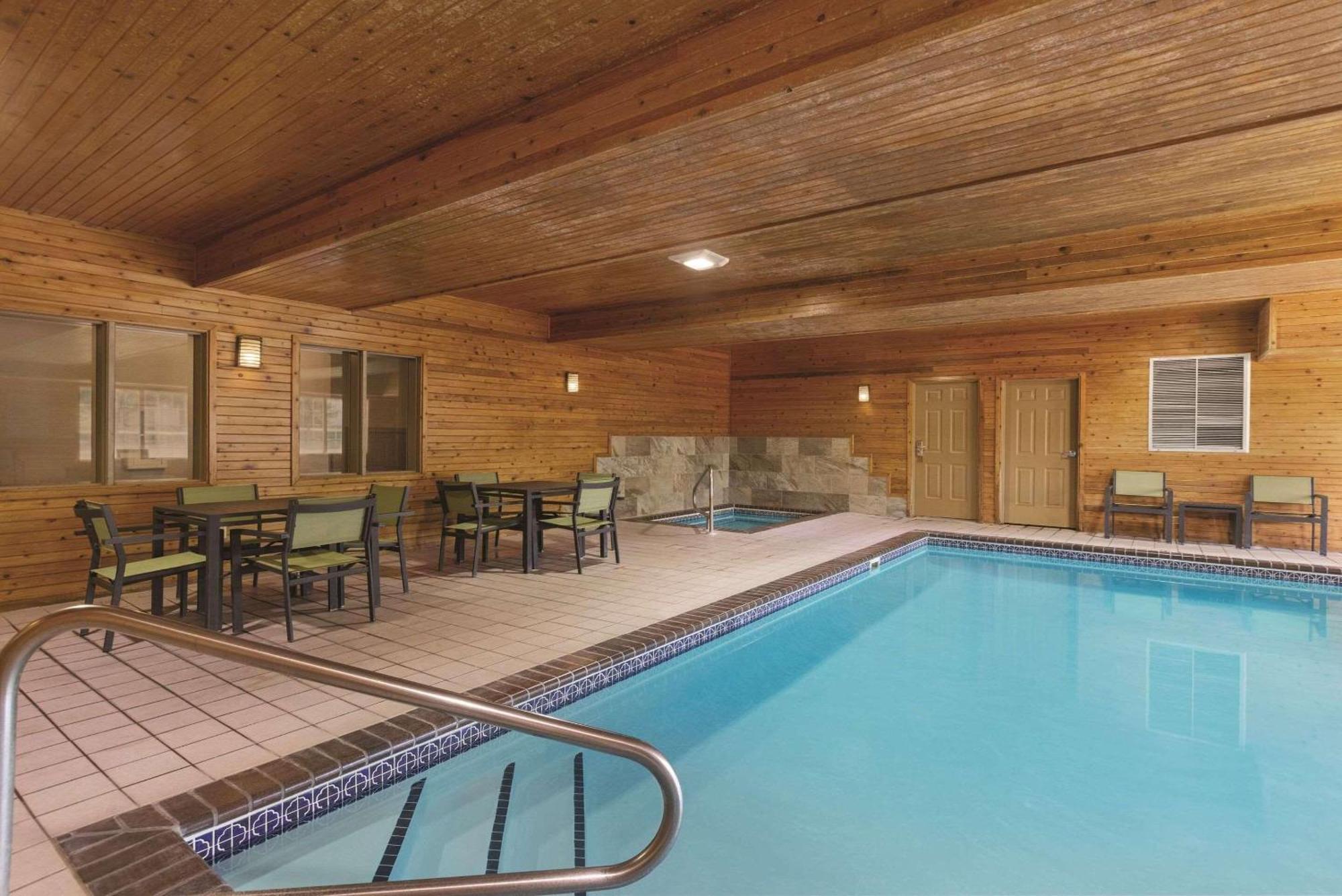 Country Inn & Suites By Radisson, Albert Lea - Austin Exterior foto